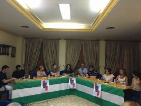 Club de lectura y encuentro-presentación de Un hombre detrás de la lluvia. Montalbán de Córdoba, junio 2016.jpg